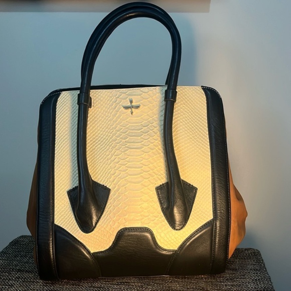 Pour la Victoire Large Butler Embossed Tote